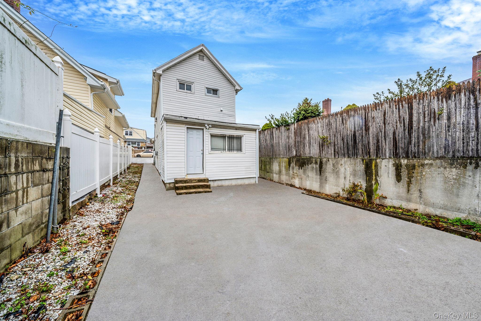 Single Family 129th  Queens, NY 11420, MLS-924027-22