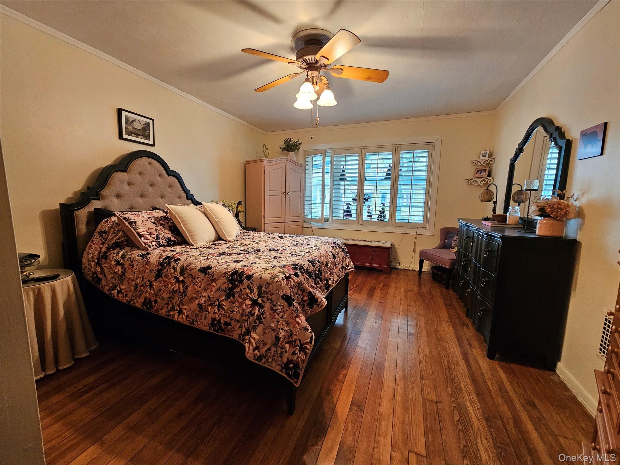 Single Family 79th  Queens, NY 11385, MLS-924038-6