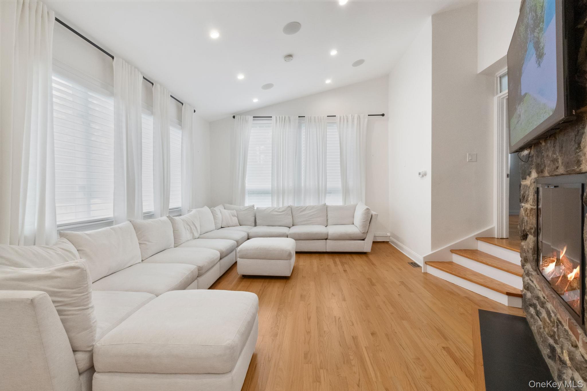 Single Family Byram Brook Westchester County, NY 10504, MLS-924065-23