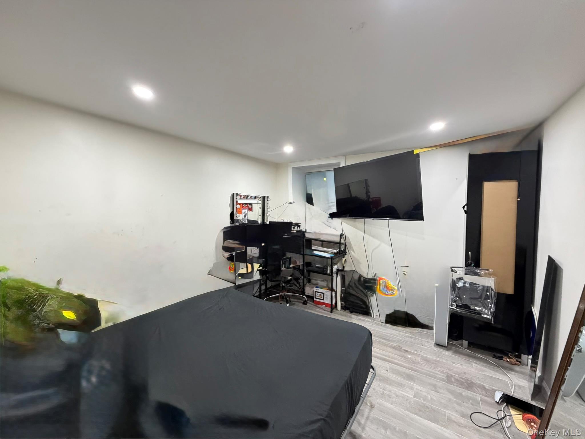 Single Family 192nd Queens, NY 11365, MLS-924069-10