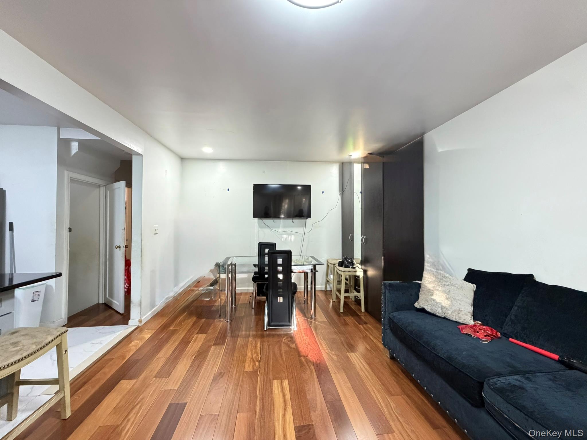 Single Family 192nd Queens, NY 11365, MLS-924069-3