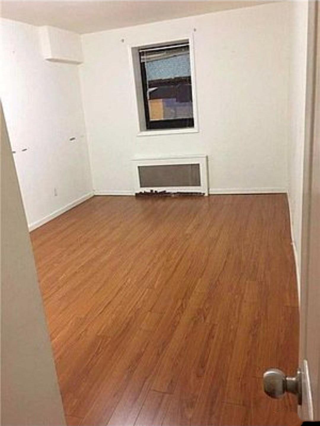 Condo Sanford  Queens, NY 11355, MLS-924082-8