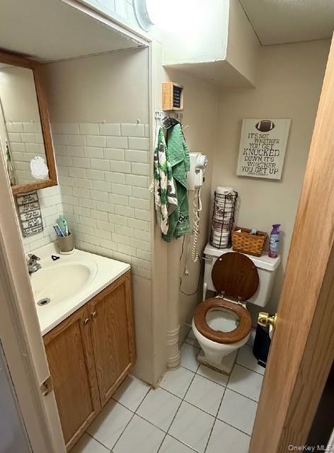 Single Family Davis  Bronx, NY 10465, MLS-924084-12