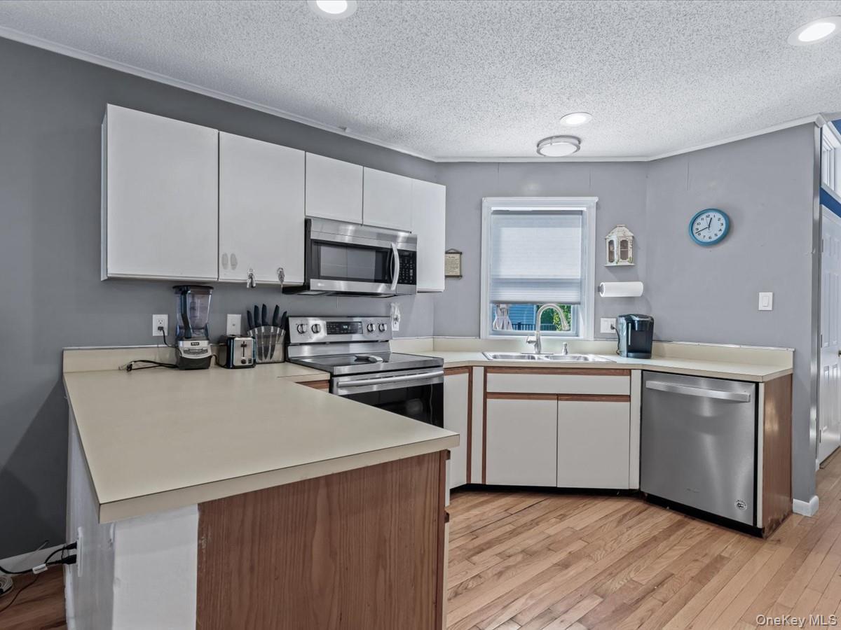 Single Family Limetree Suffolk County, NY 11949, MLS-924086-7