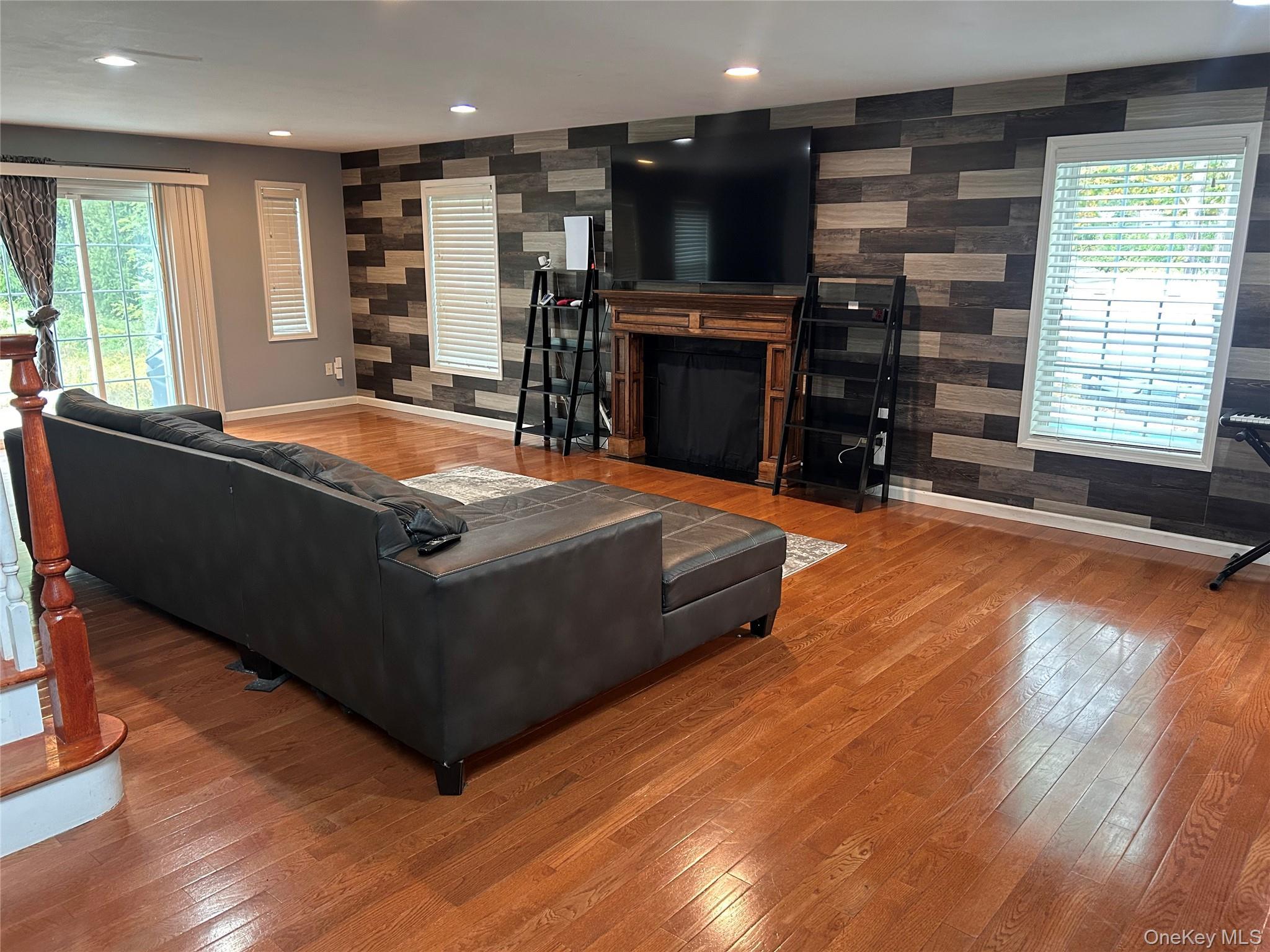 Single Family Robinson Dutchess County, NY 12590, MLS-924121-3