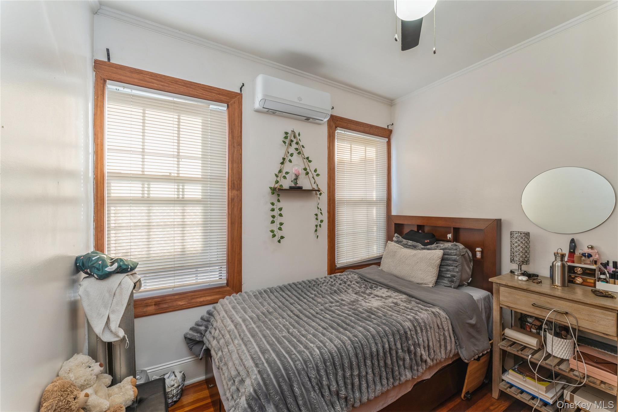 Single Family Coolidge Queens, NY 11432, MLS-924138-11