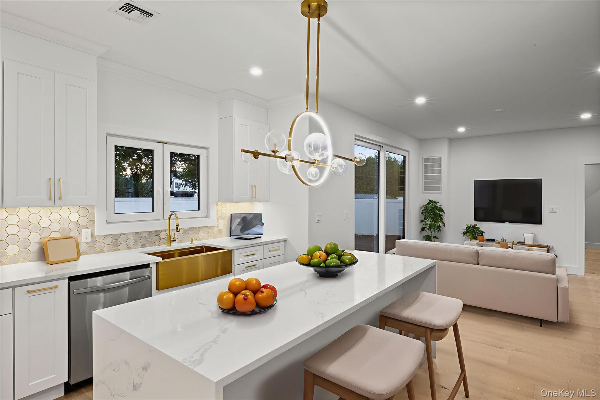 Single Family Friends Nassau County, NY 11590, MLS-924139-14