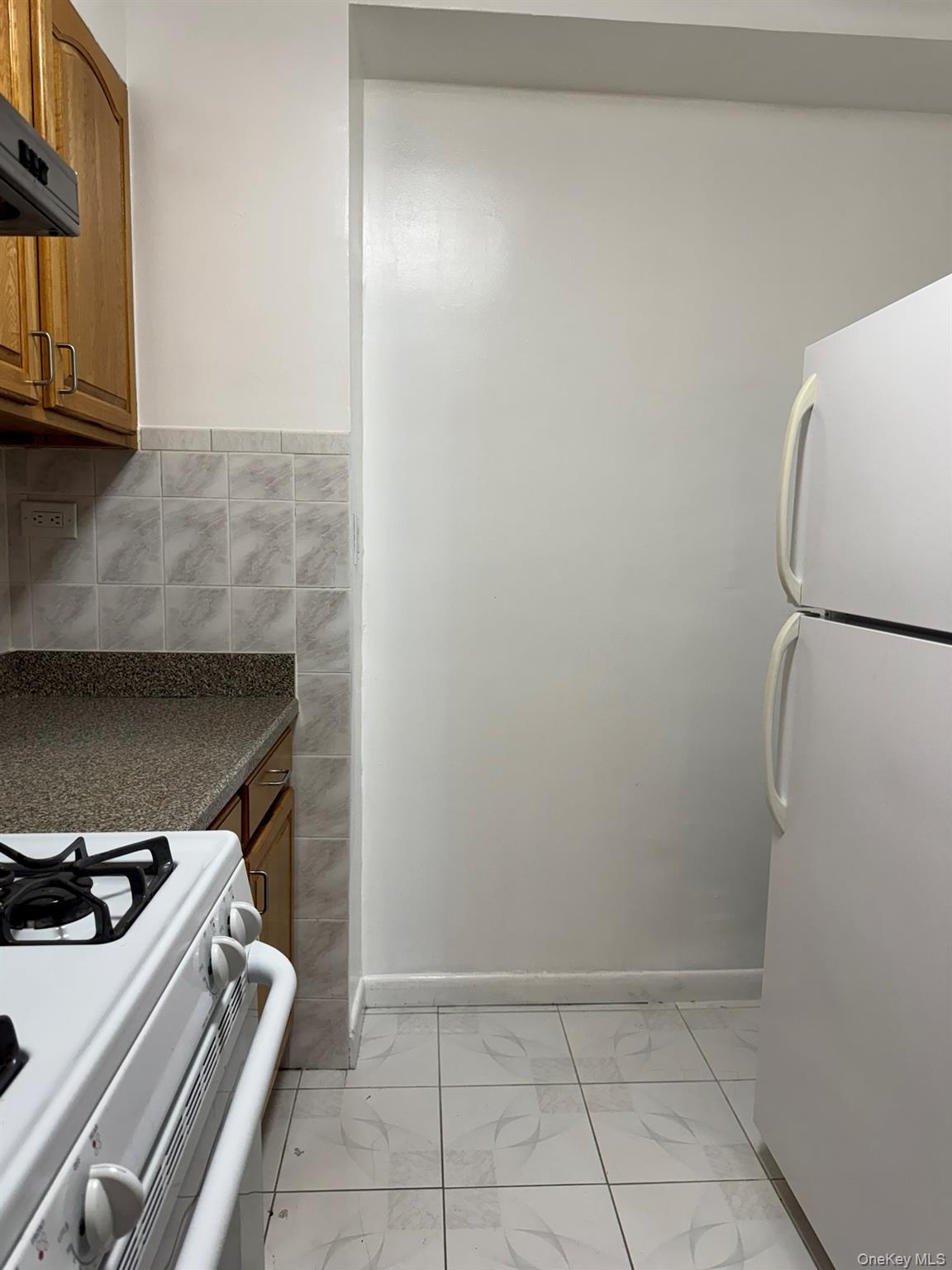 Apartment 63  Queens, NY 11375, MLS-924142-16