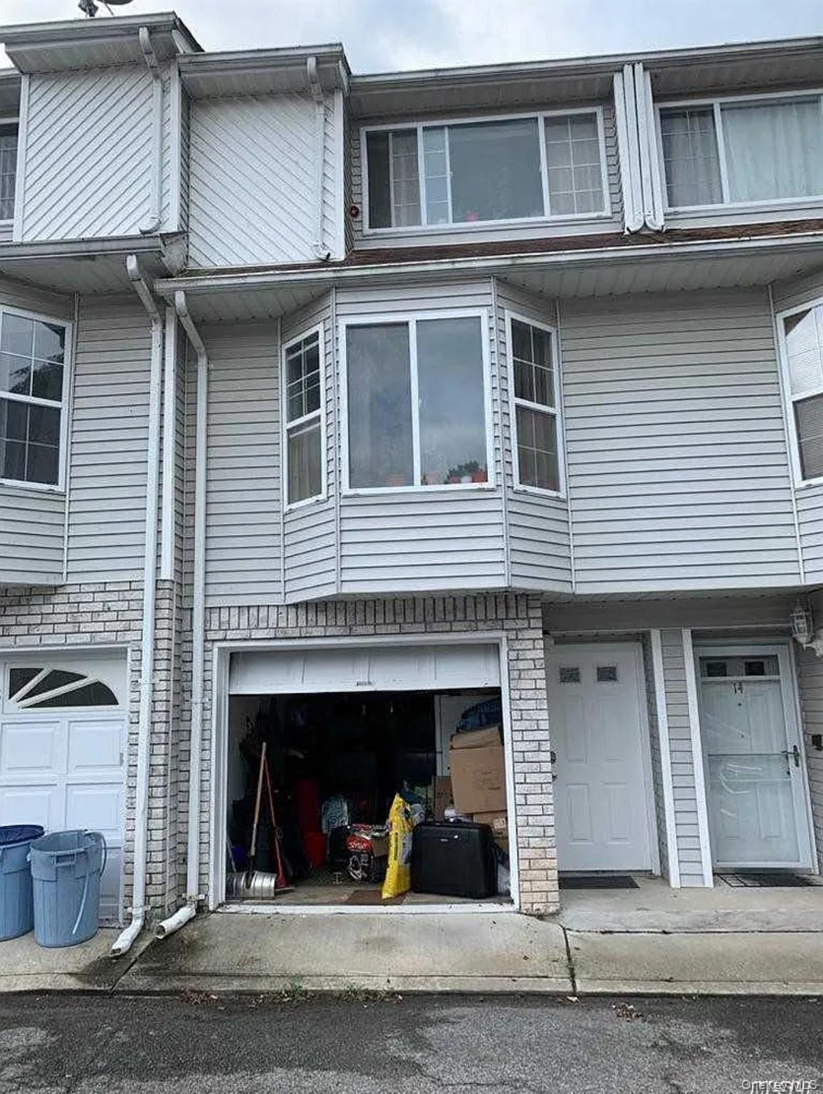 Single Family Linda Lane Staten Island, NY 10312, MLS-924164-17