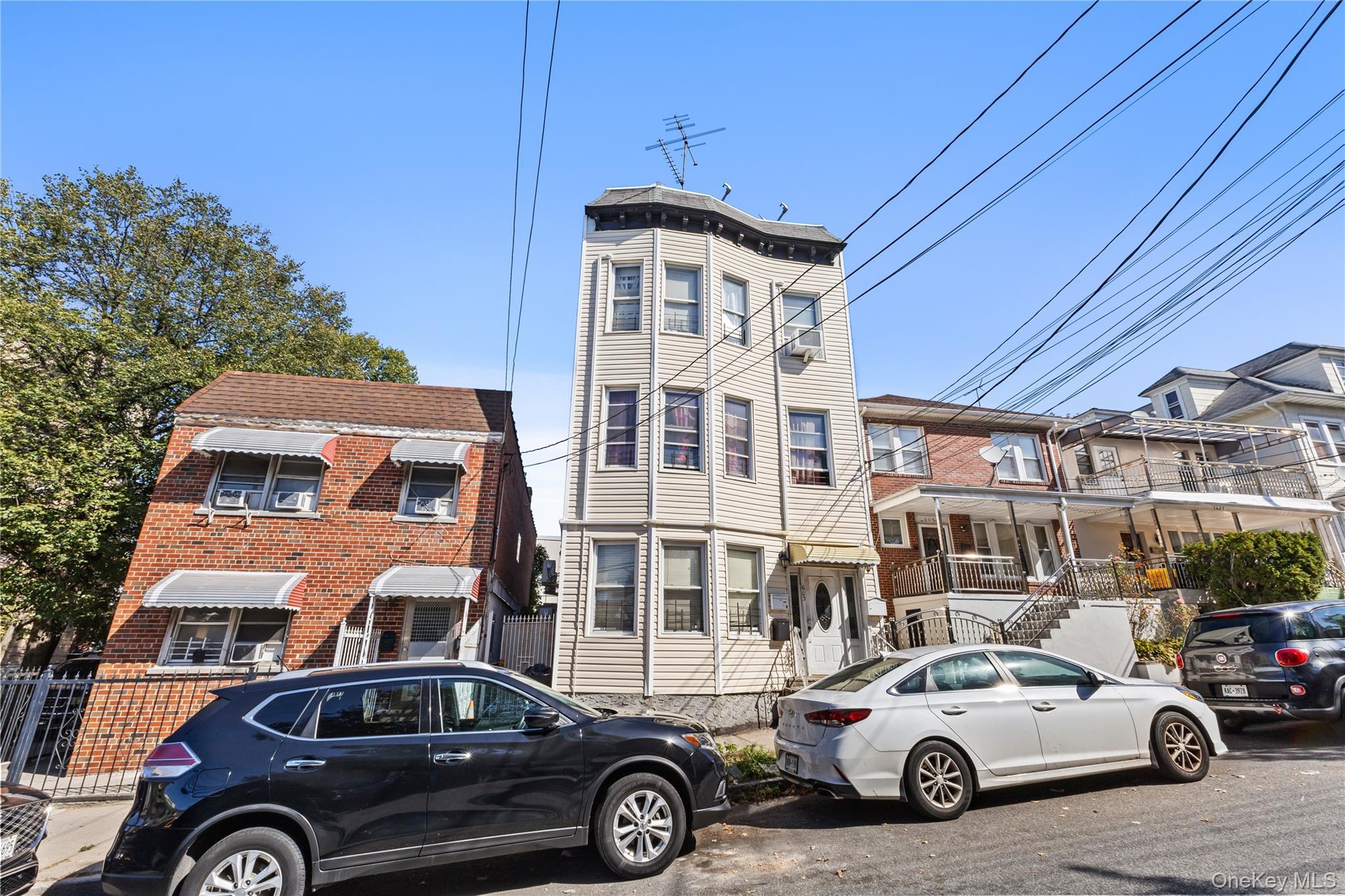 Single Family 236th  Bronx, NY 10466, MLS-924167-2