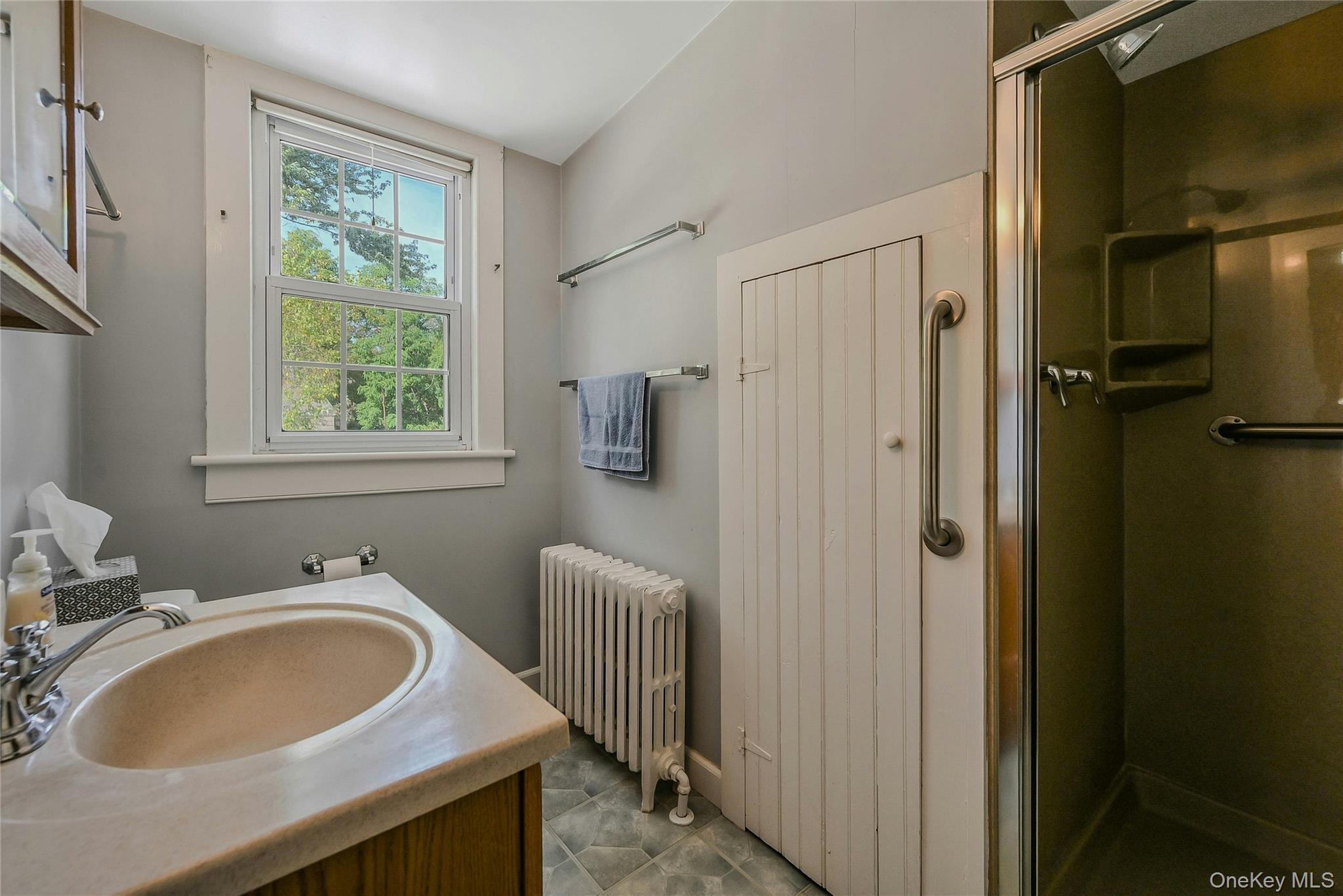 Single Family Country  Suffolk County, NY 11766, MLS-924177-27