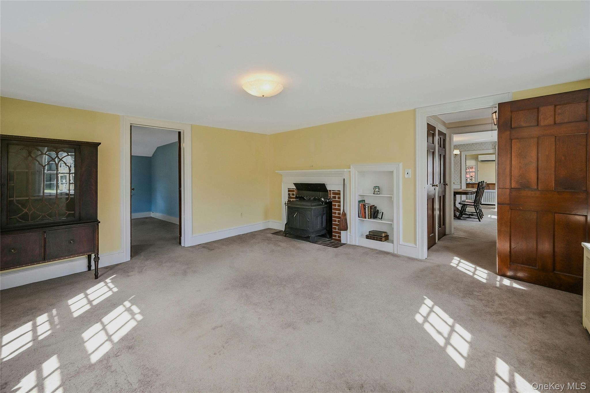 Single Family Country  Suffolk County, NY 11766, MLS-924177-6