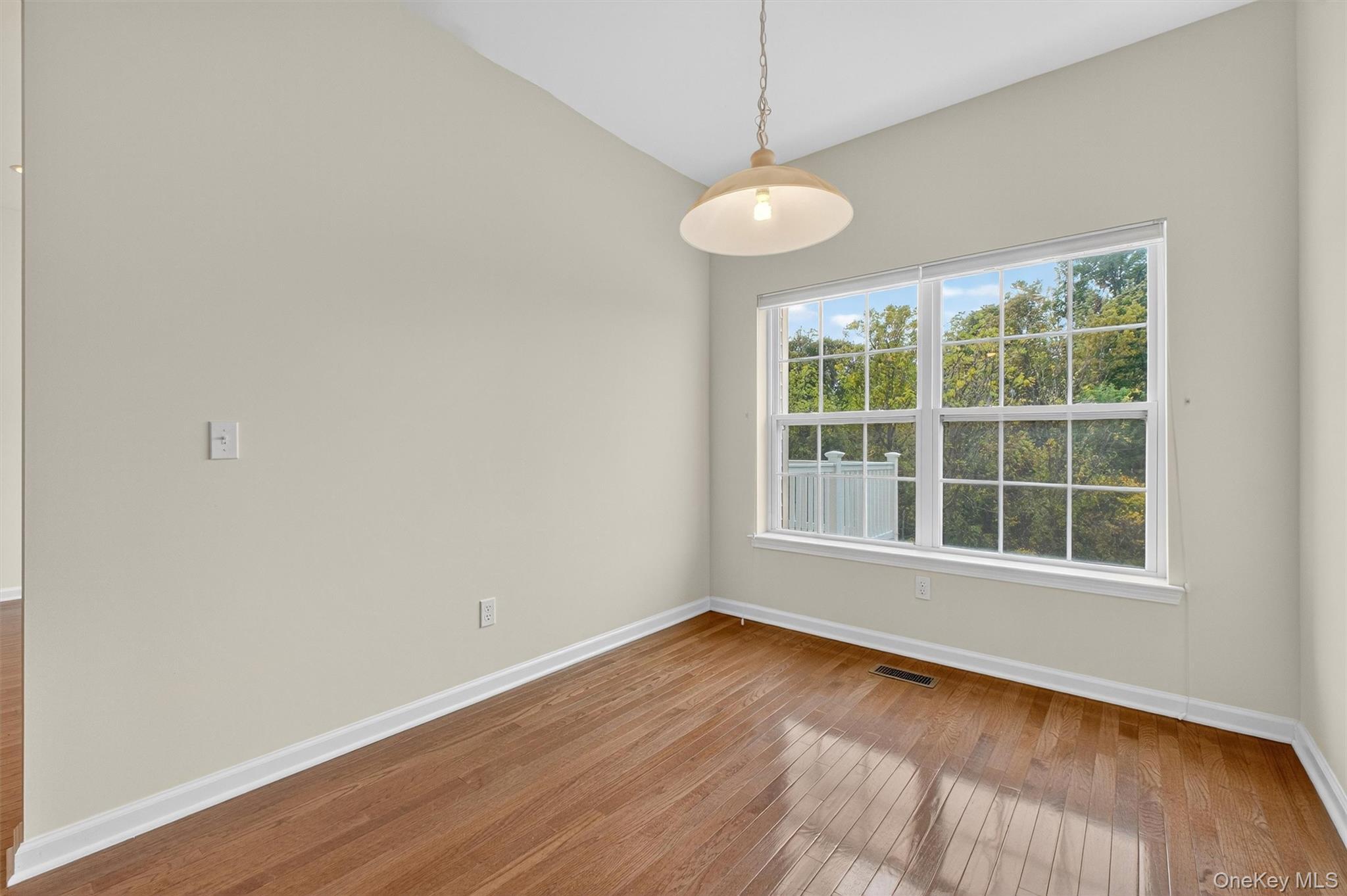 Single Family Sylvan Dutchess County, NY 12590, MLS-924179-16