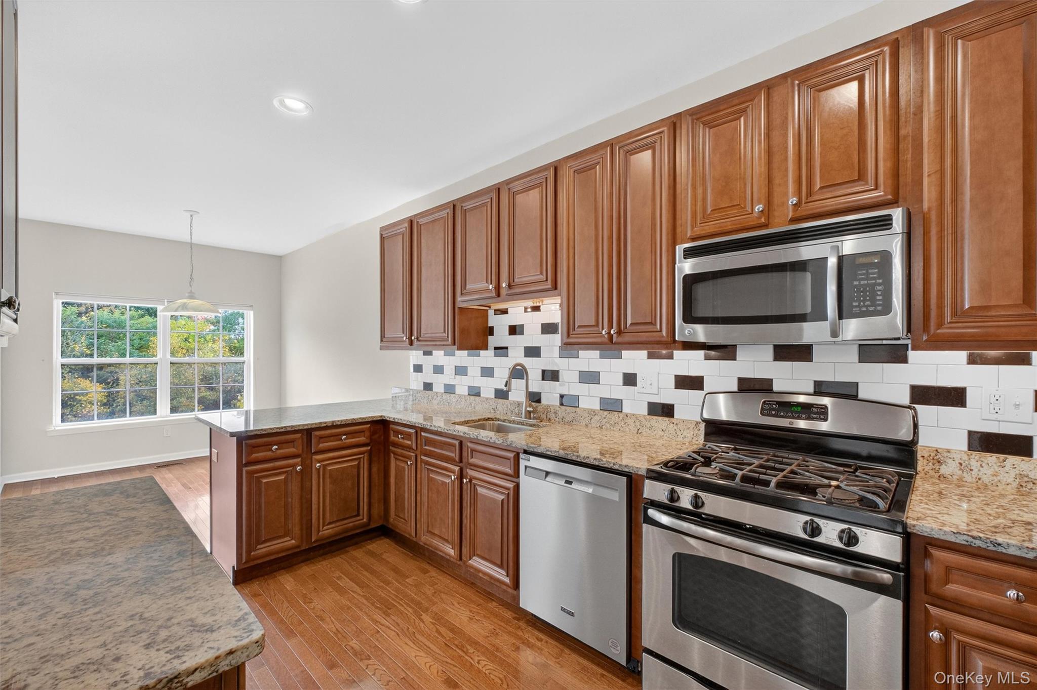 Single Family Sylvan Dutchess County, NY 12590, MLS-924179-2