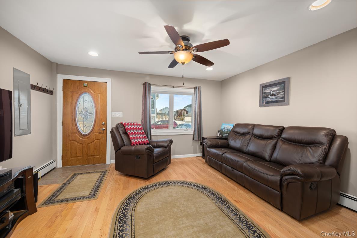 Single Family 11th Queens, NY 11693, MLS-924185-2