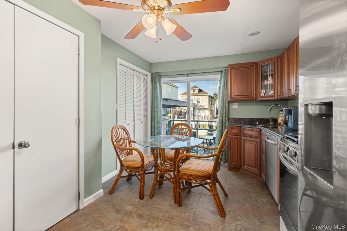 Single Family 11th Queens, NY 11693, MLS-924185-5