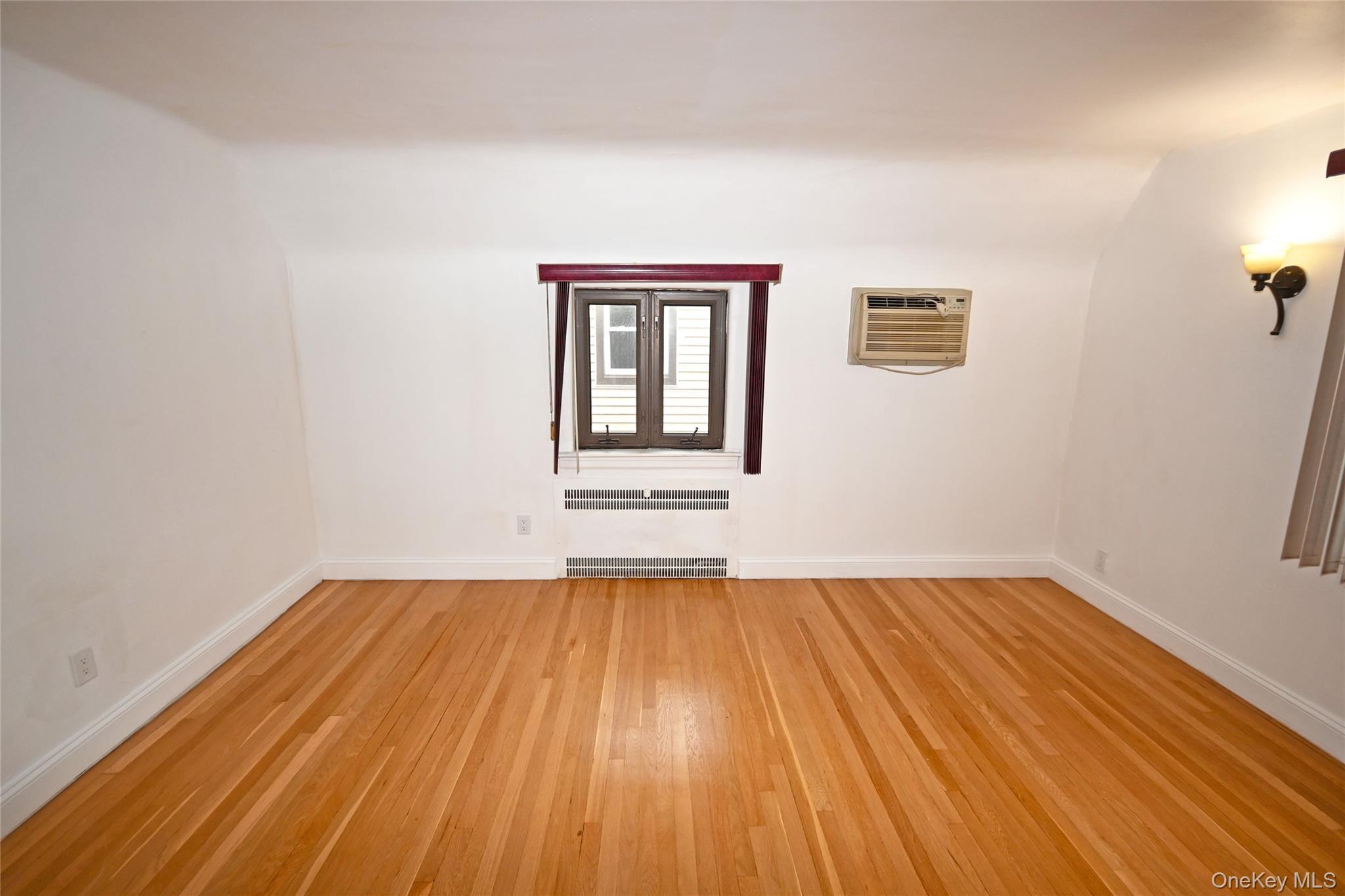 Single Family 178th  Queens, NY 11433, MLS-924210-20