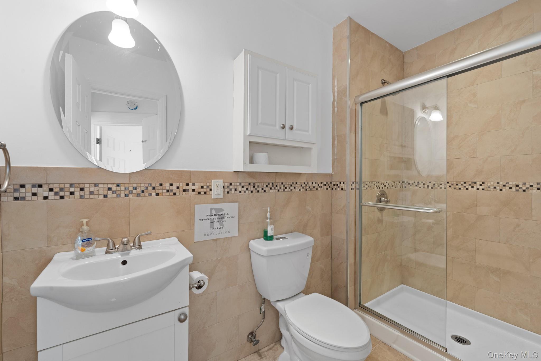 Single Family Virginia  Bronx, NY 10472, MLS-924220-15