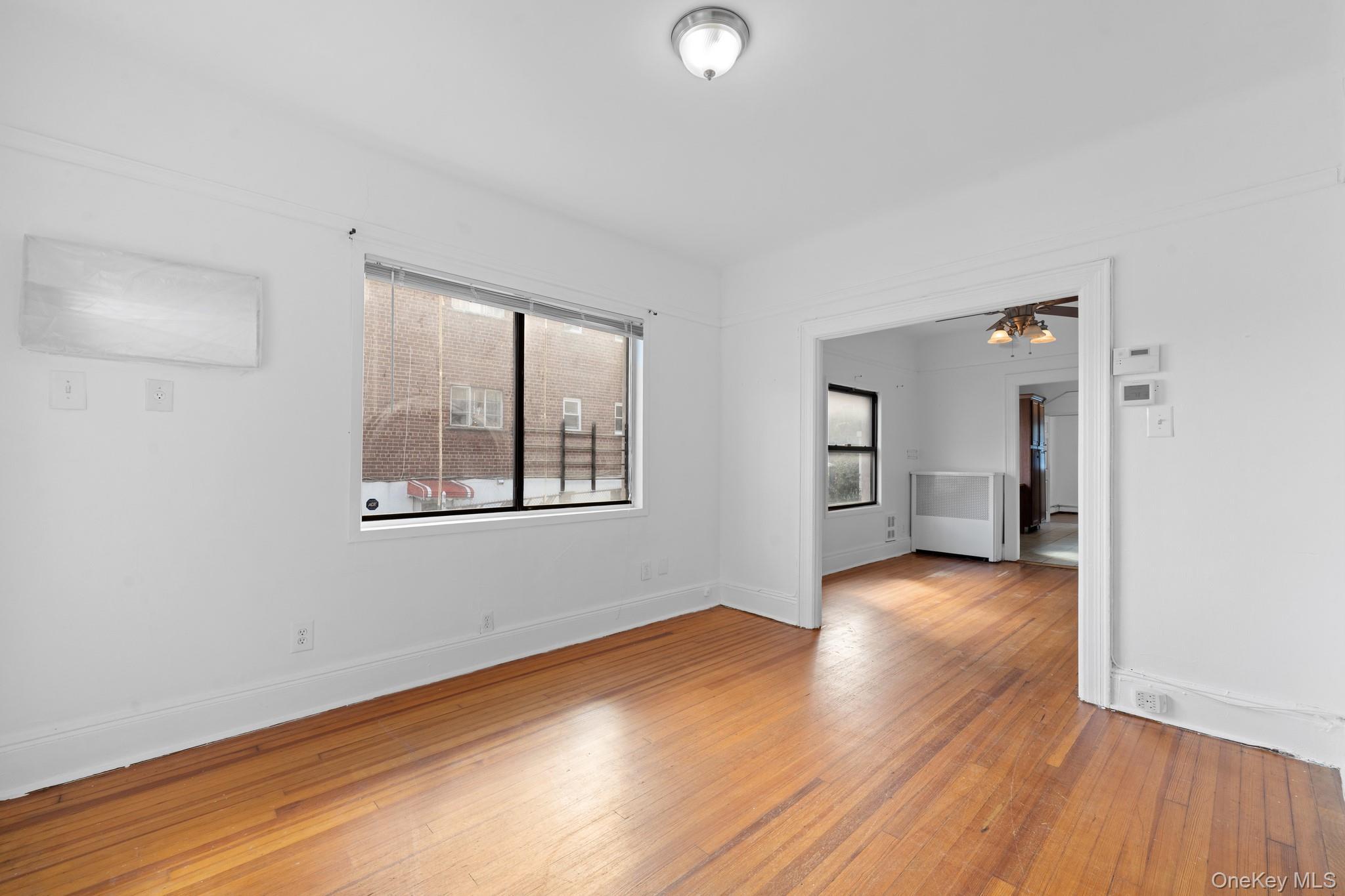 Single Family Virginia  Bronx, NY 10472, MLS-924220-8