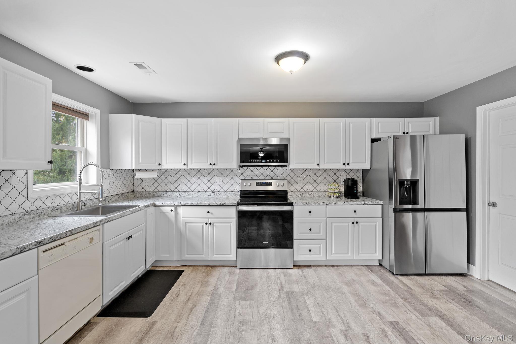 Single Family Sunny  Dutchess County, NY 12582, MLS-924230-3