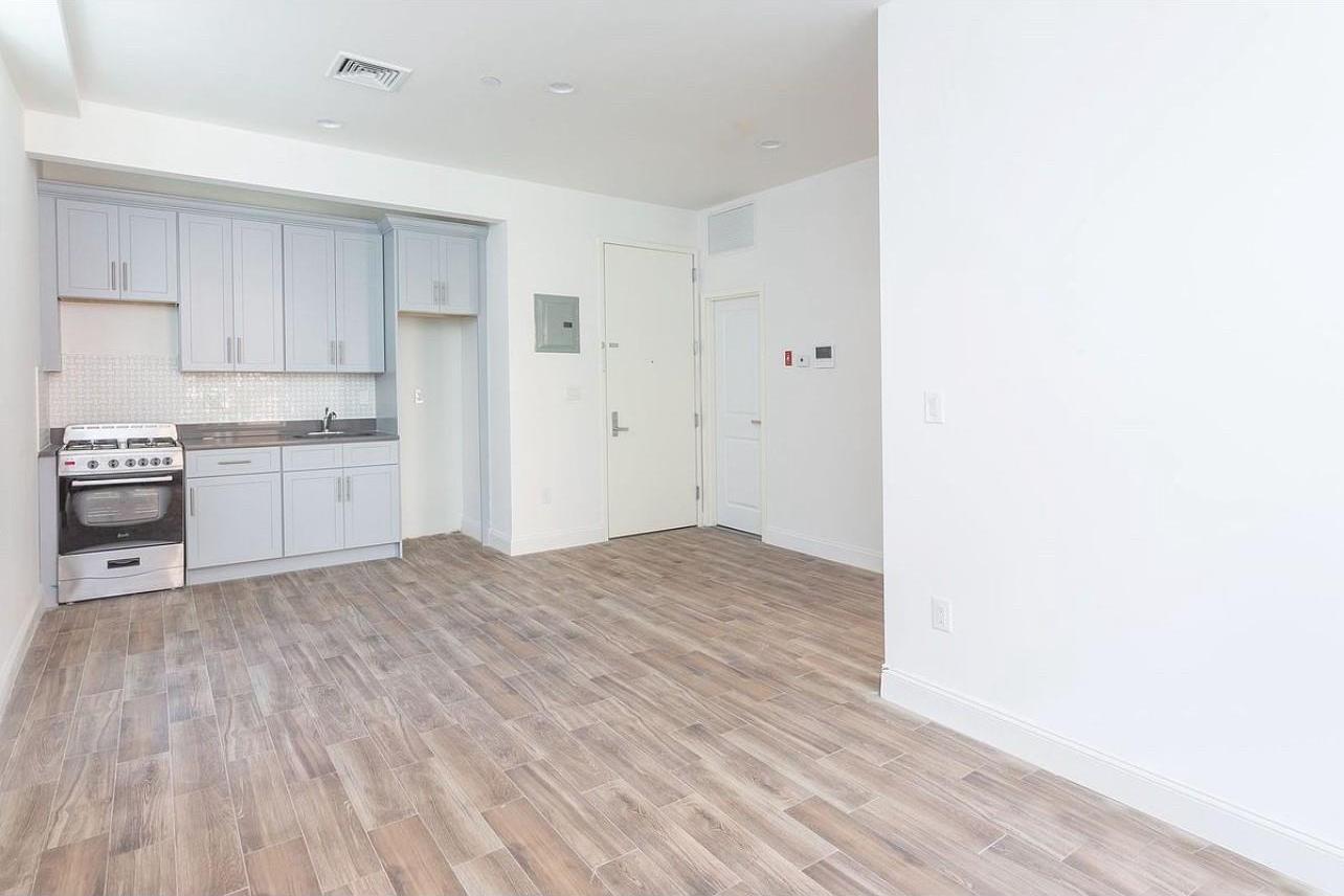 Apartment Clay Bronx, NY 10456, MLS-924232-6