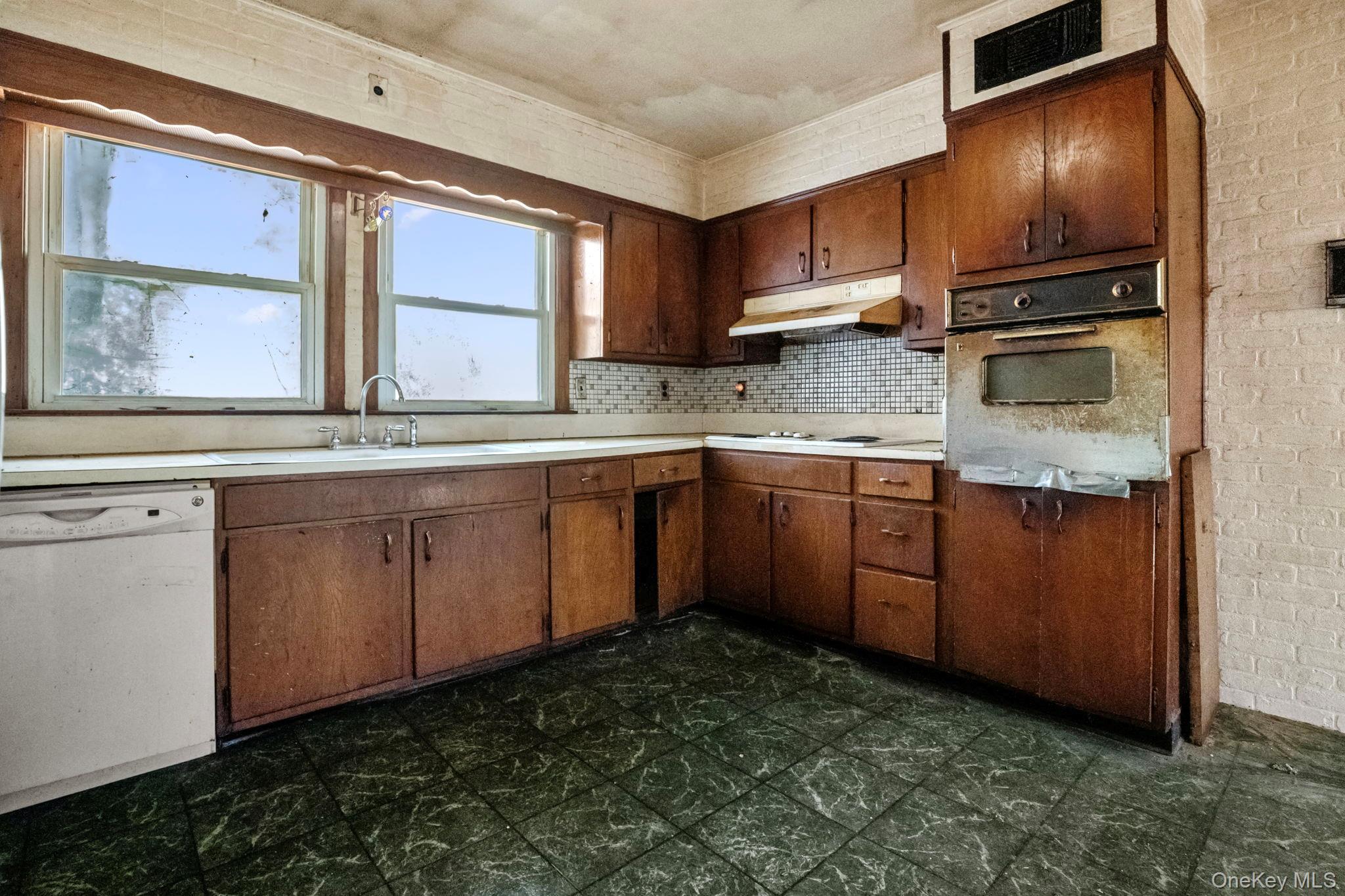 Single Family Albion  Putnam County, NY 10541, MLS-924251-13