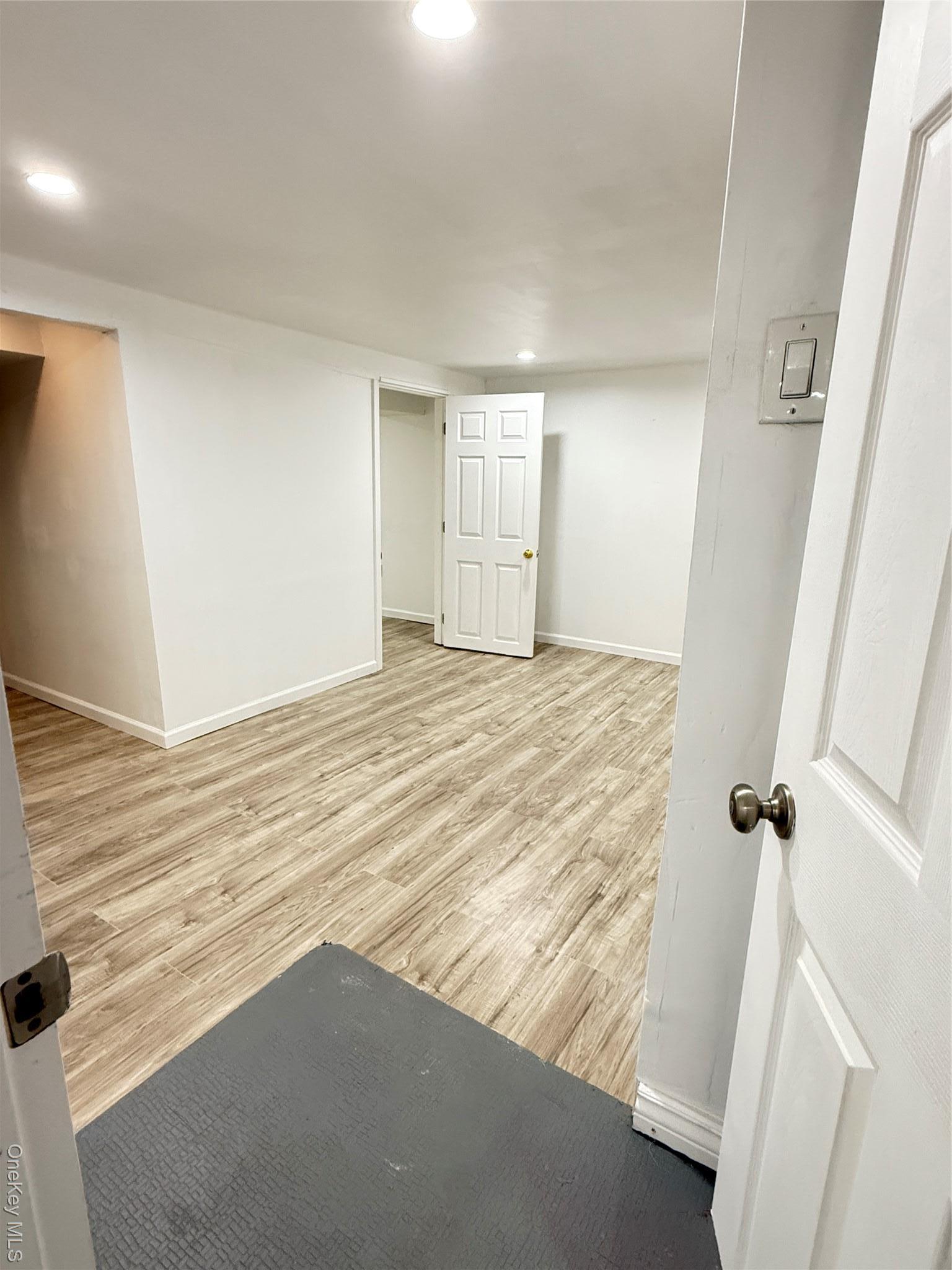 Single Family Wiley  Suffolk County, NY 11717, MLS-924262-12