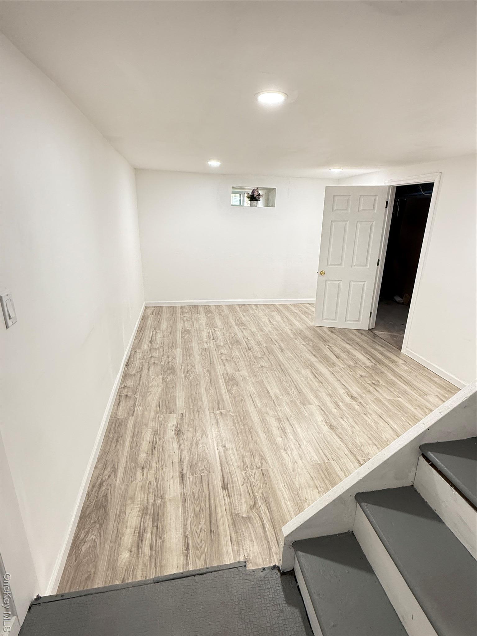 Single Family Wiley  Suffolk County, NY 11717, MLS-924262-14