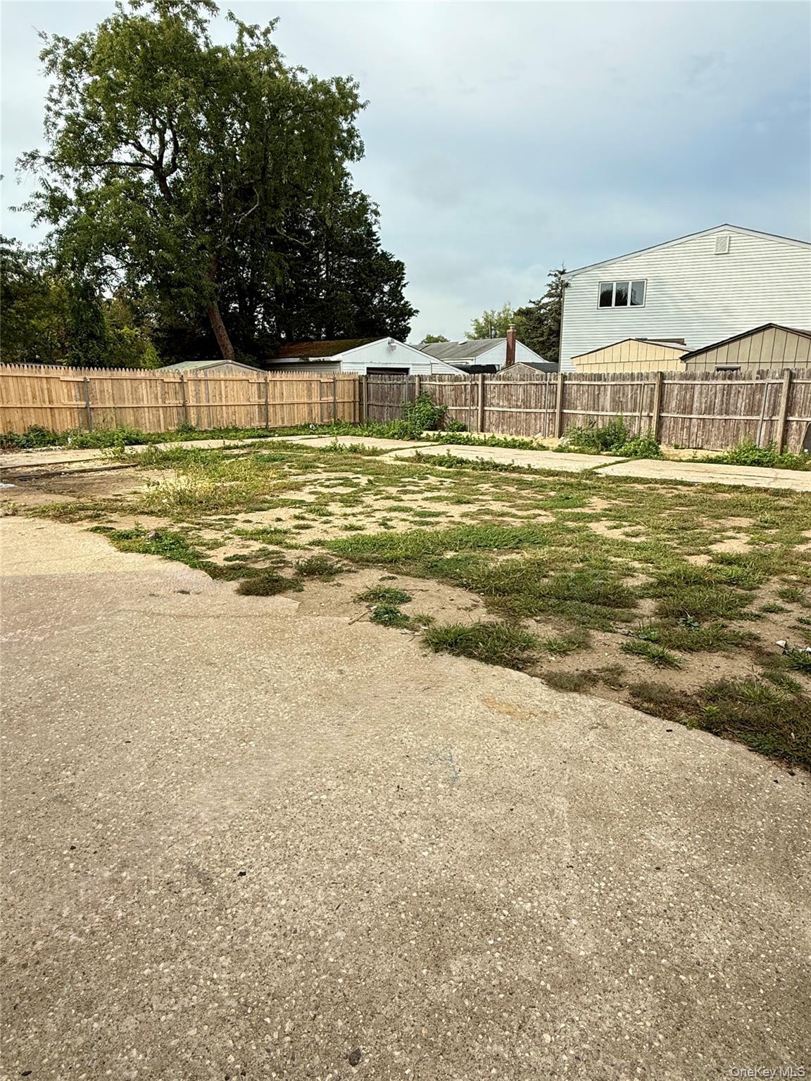 Single Family Wiley  Suffolk County, NY 11717, MLS-924262-24