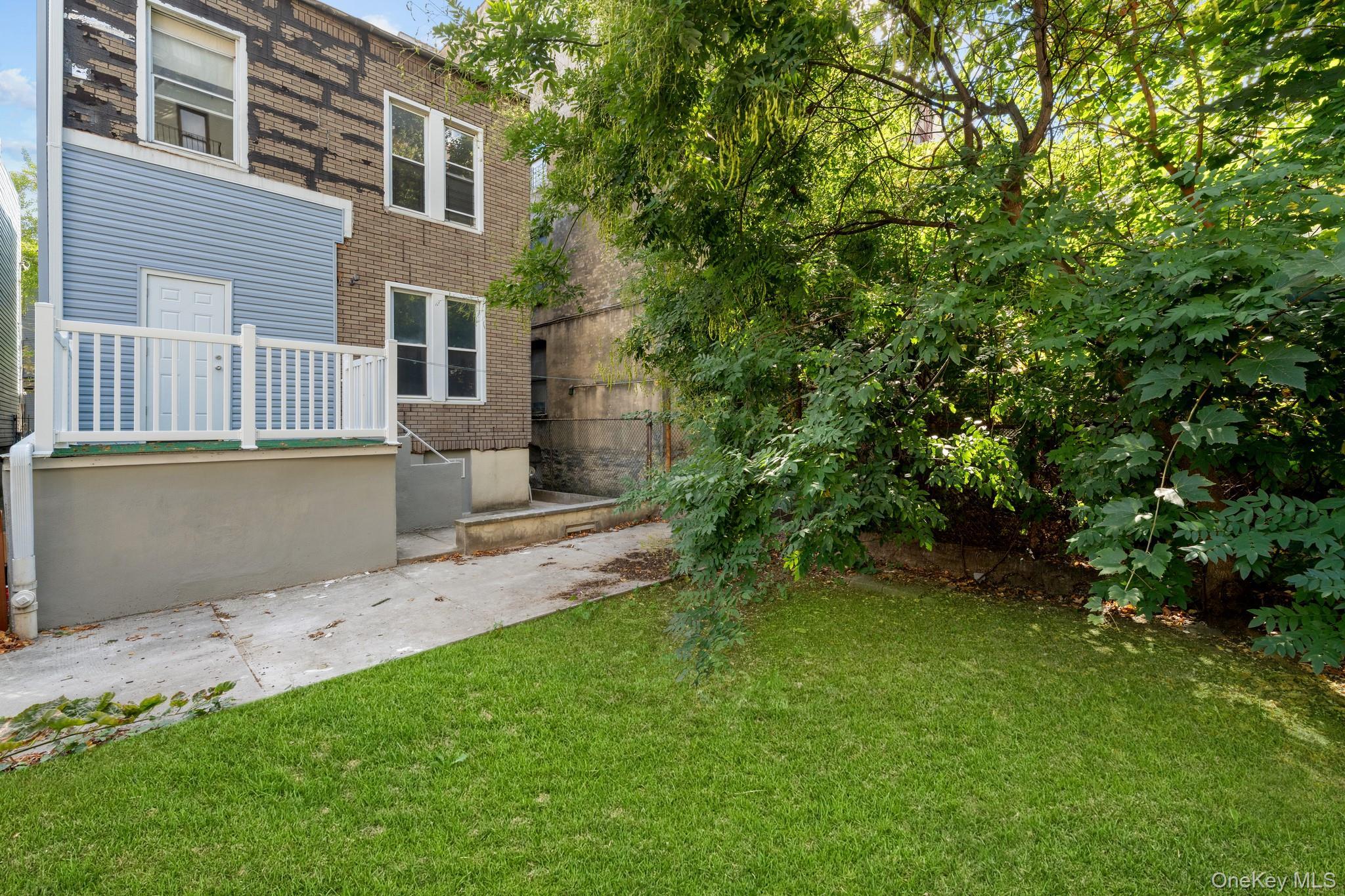 Single Family Hughes  Bronx, NY 10457, MLS-924273-26