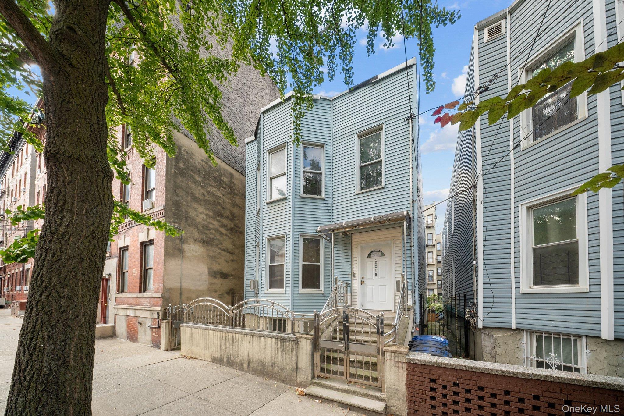 Single Family Hughes  Bronx, NY 10457, MLS-924273-27