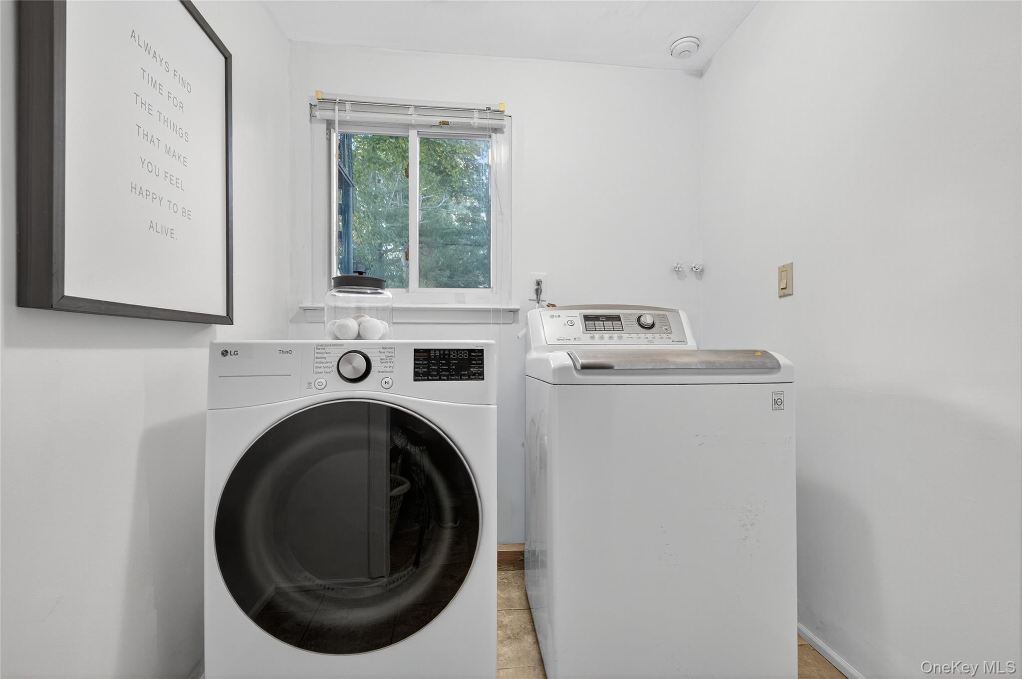 Single Family Fishermans Nassau County, NY 11050, MLS-924274-29