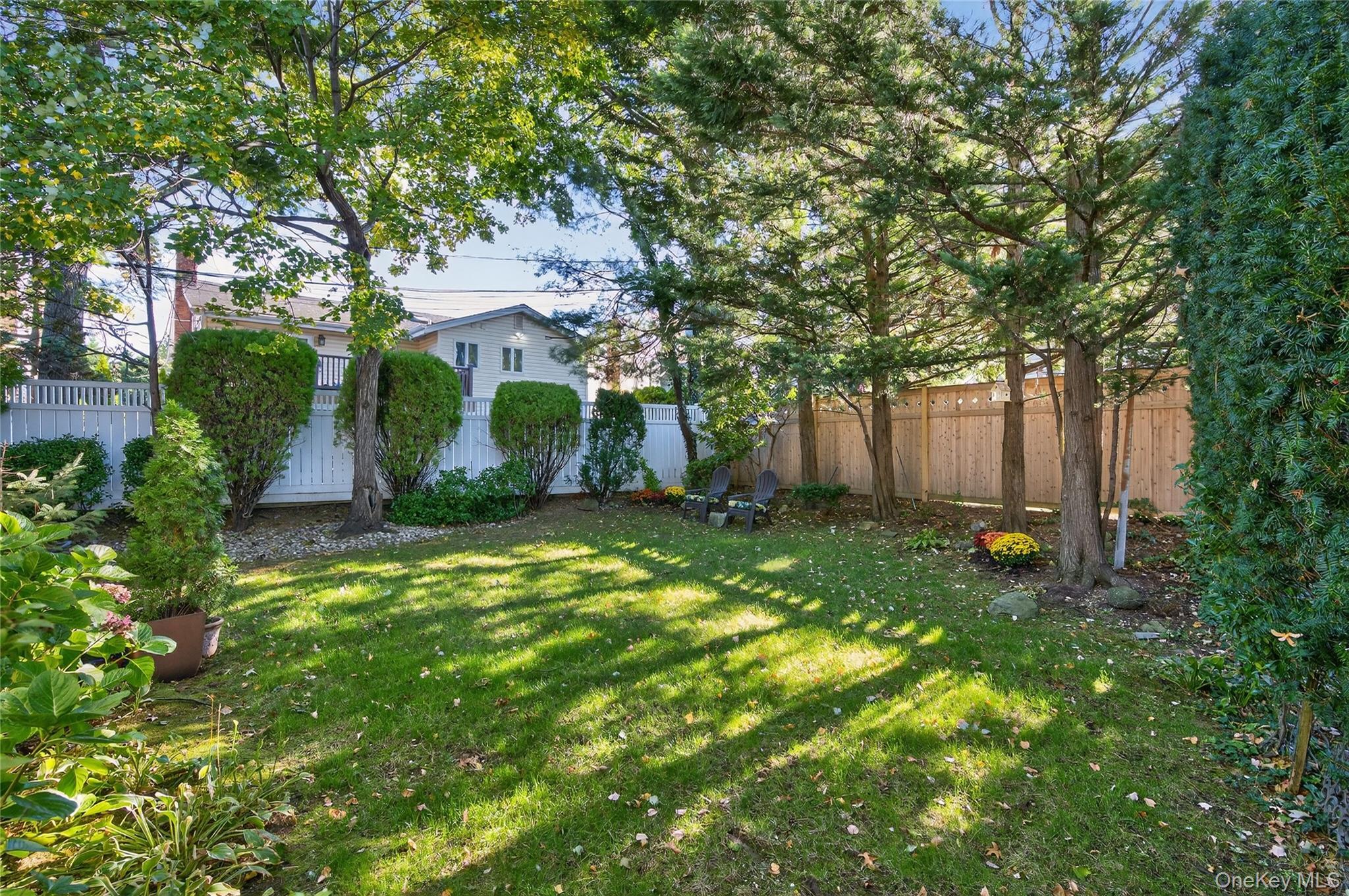 Single Family Fishermans Nassau County, NY 11050, MLS-924274-31