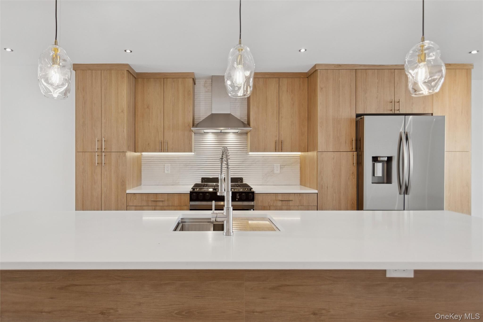 Single Family Kent  Nassau County, NY 11558, MLS-924295-10