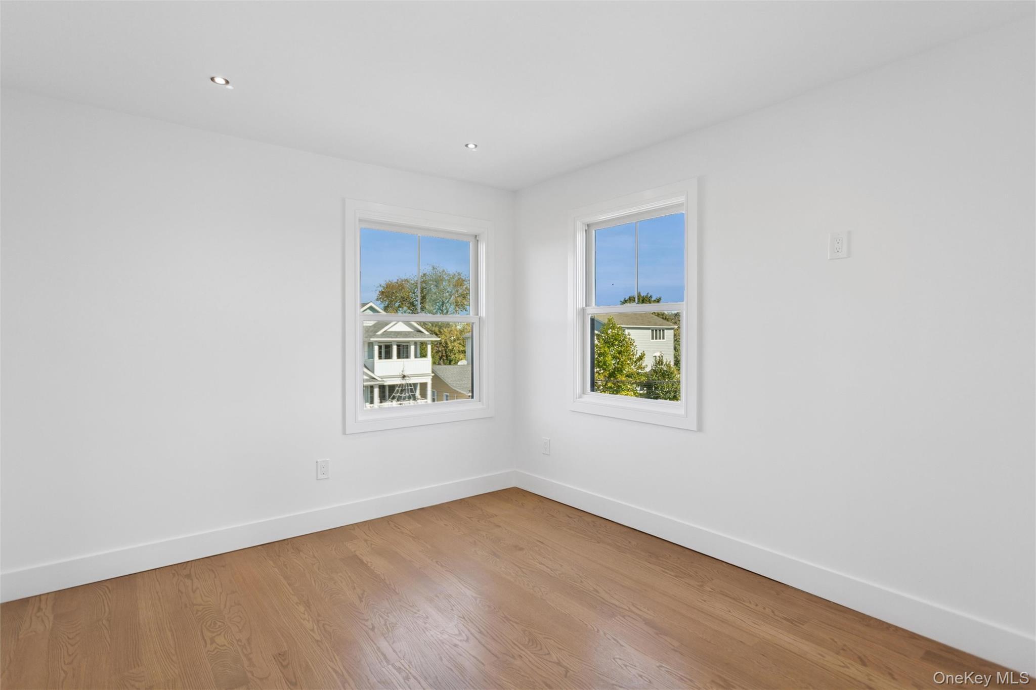 Single Family Kent  Nassau County, NY 11558, MLS-924295-21