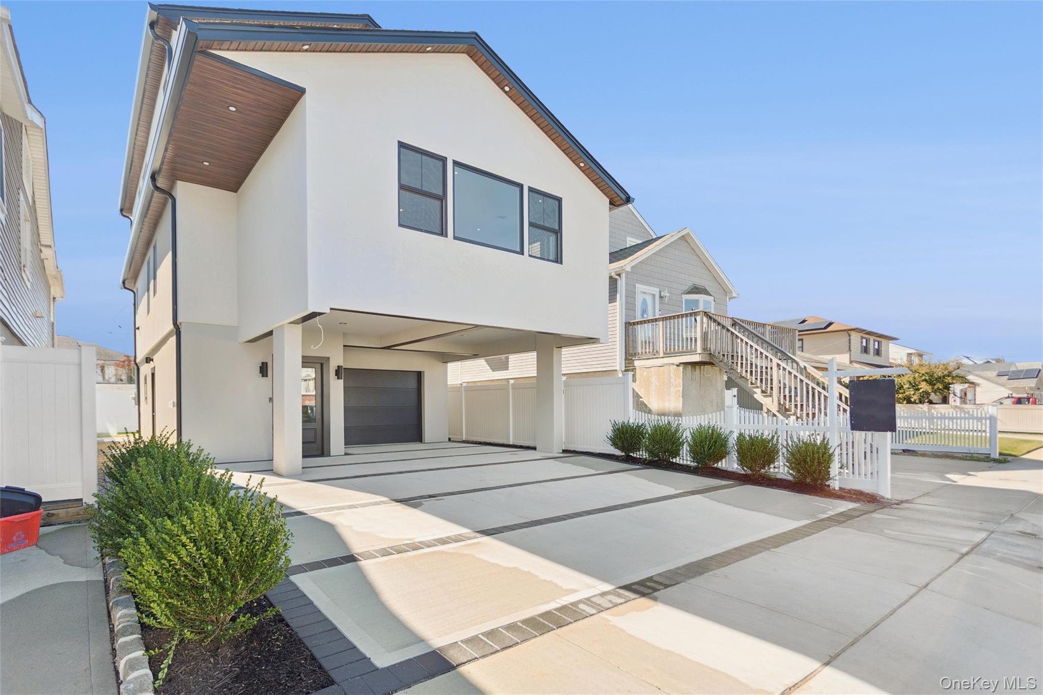 Single Family Kent  Nassau County, NY 11558, MLS-924295-23