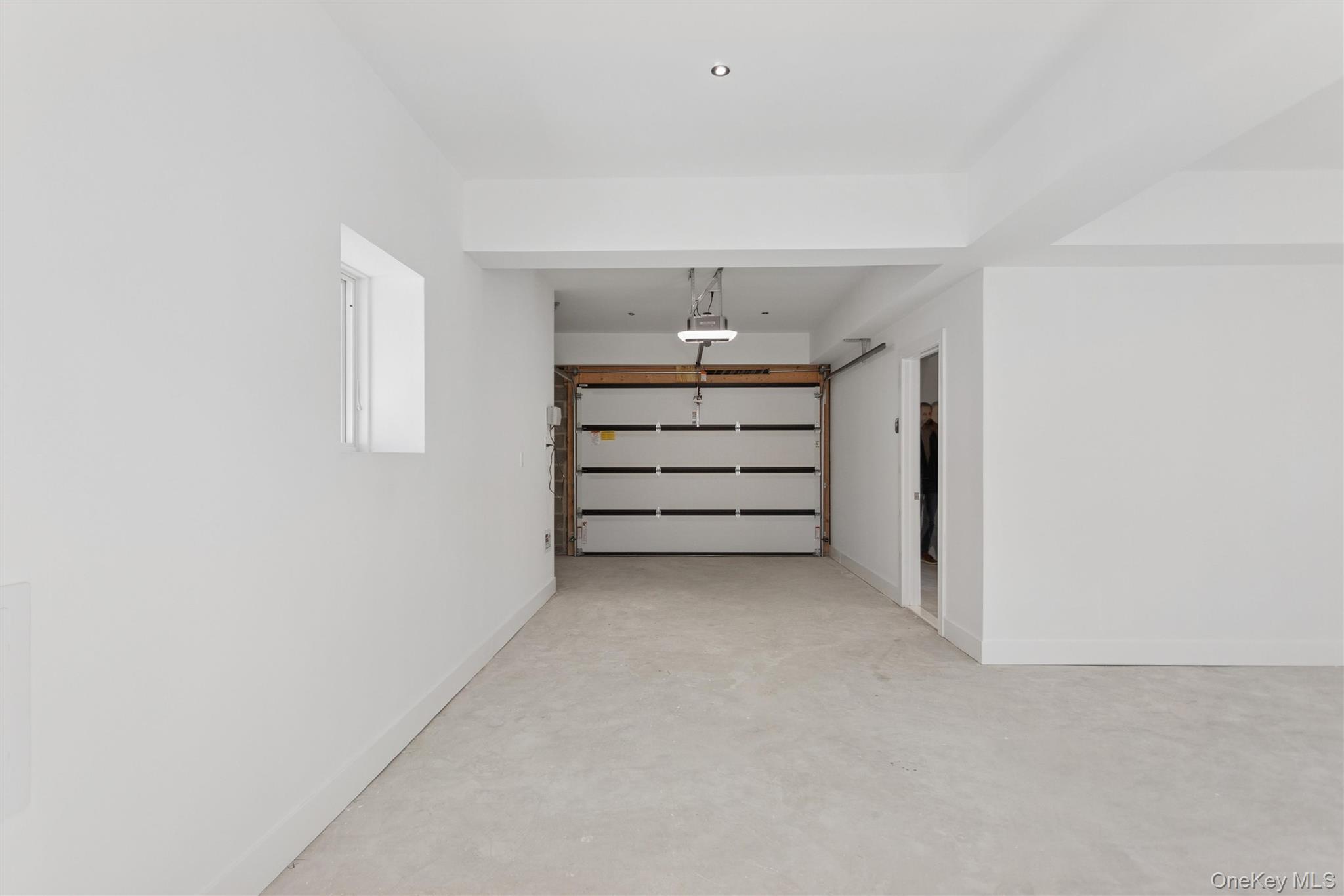 Single Family Kent  Nassau County, NY 11558, MLS-924295-31