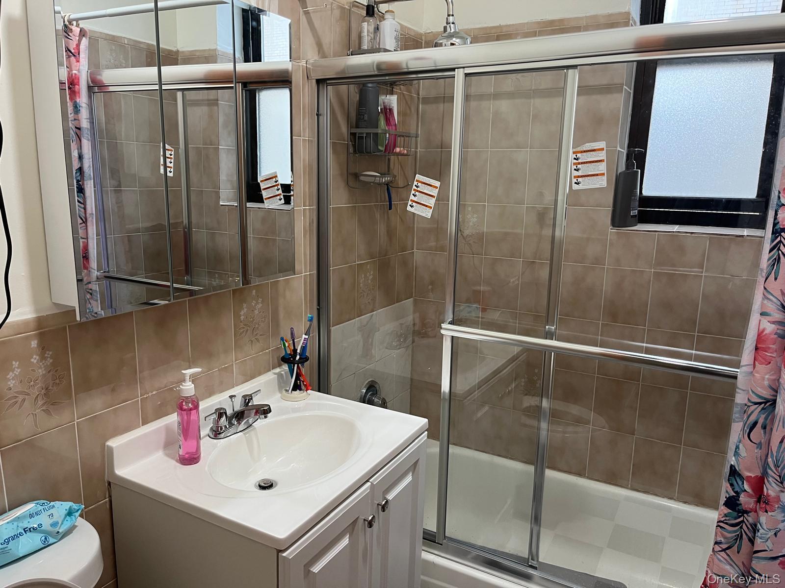 Single Family 100th Queens, NY 11368, MLS-924304-5