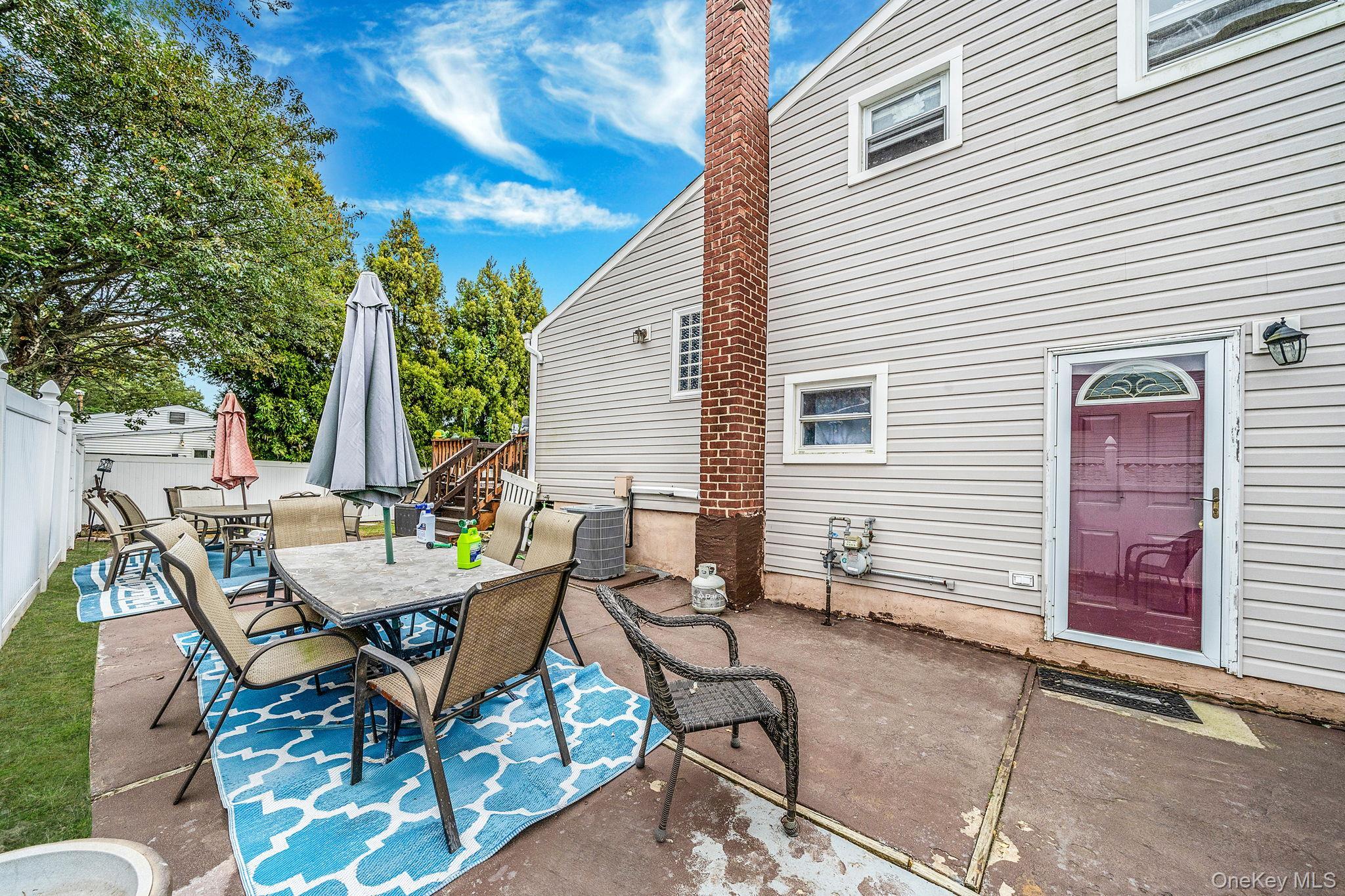 Single Family 2nd Suffolk County, NY 11729, MLS-924308-17