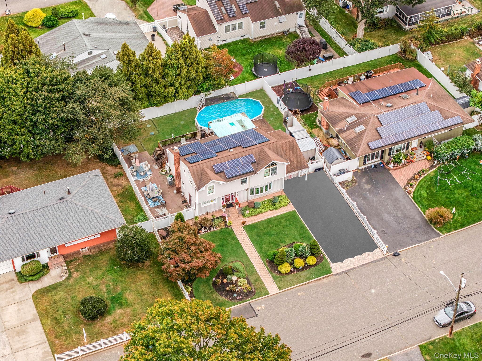 Single Family 2nd Suffolk County, NY 11729, MLS-924308-3