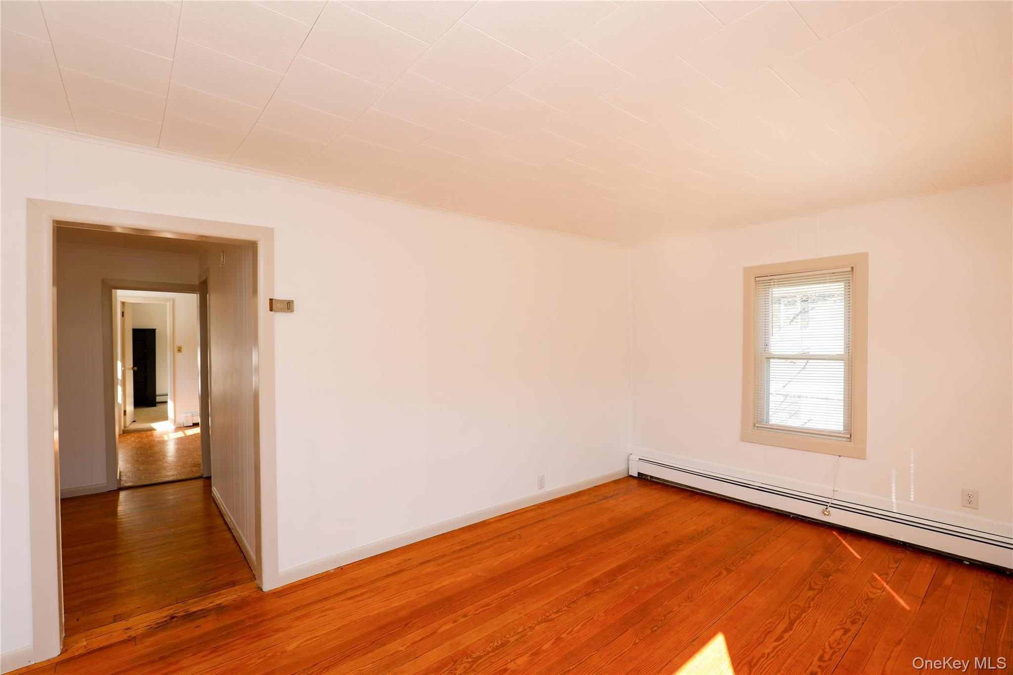 Single Family Gross Ulster County, NY 12401, MLS-924317-6