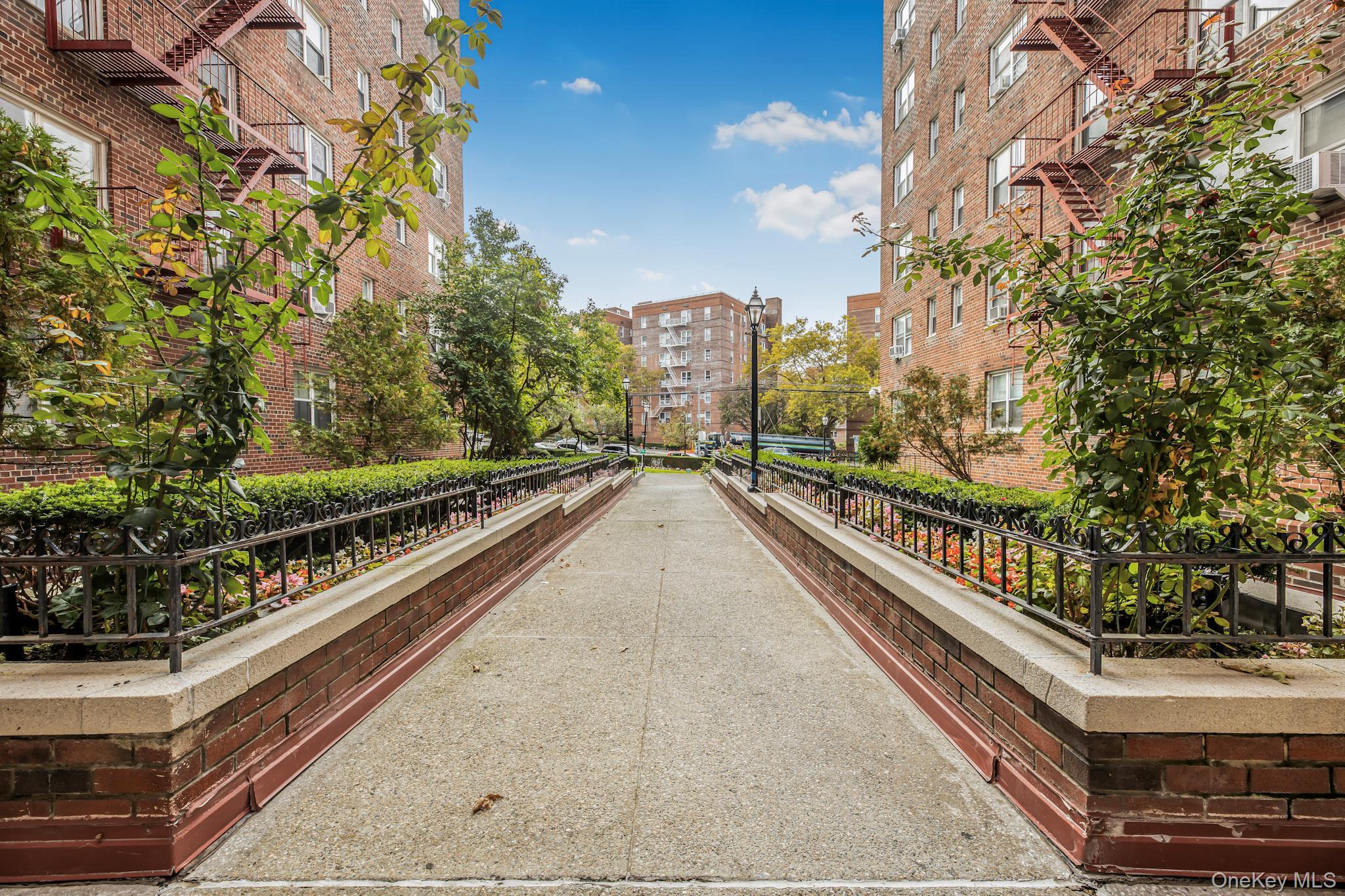 Coop Riverdale  Westchester County, NY 10705, MLS-924330-4