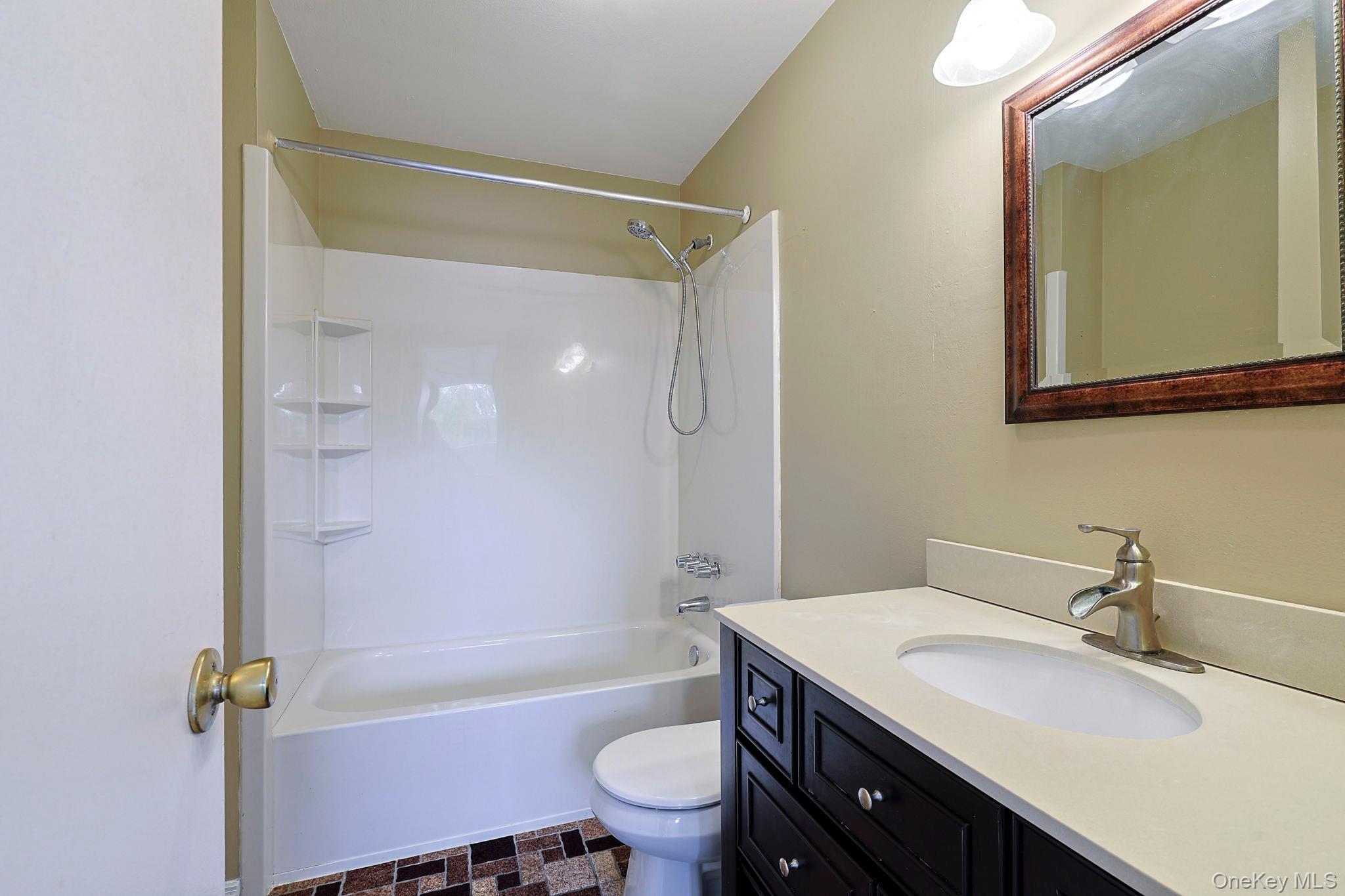 Single Family Hamlet Dutchess County, NY 12590, MLS-924334-17