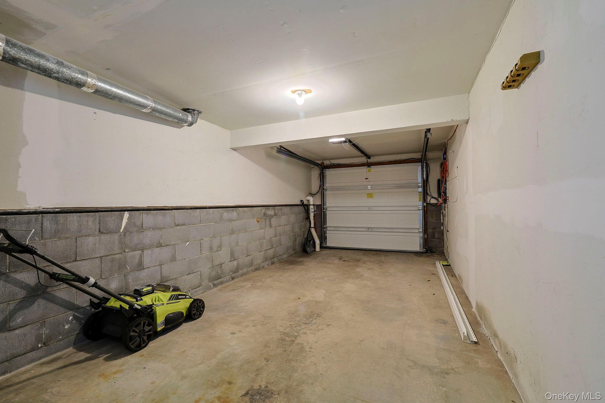 Single Family Hamlet Dutchess County, NY 12590, MLS-924334-20