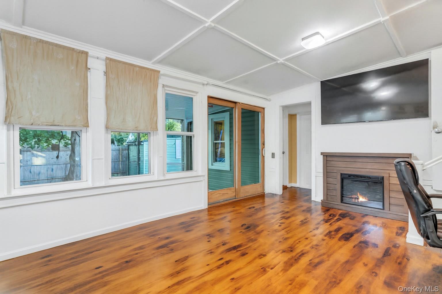 Single Family Franklin  Nassau County, NY 11709, MLS-924335-12