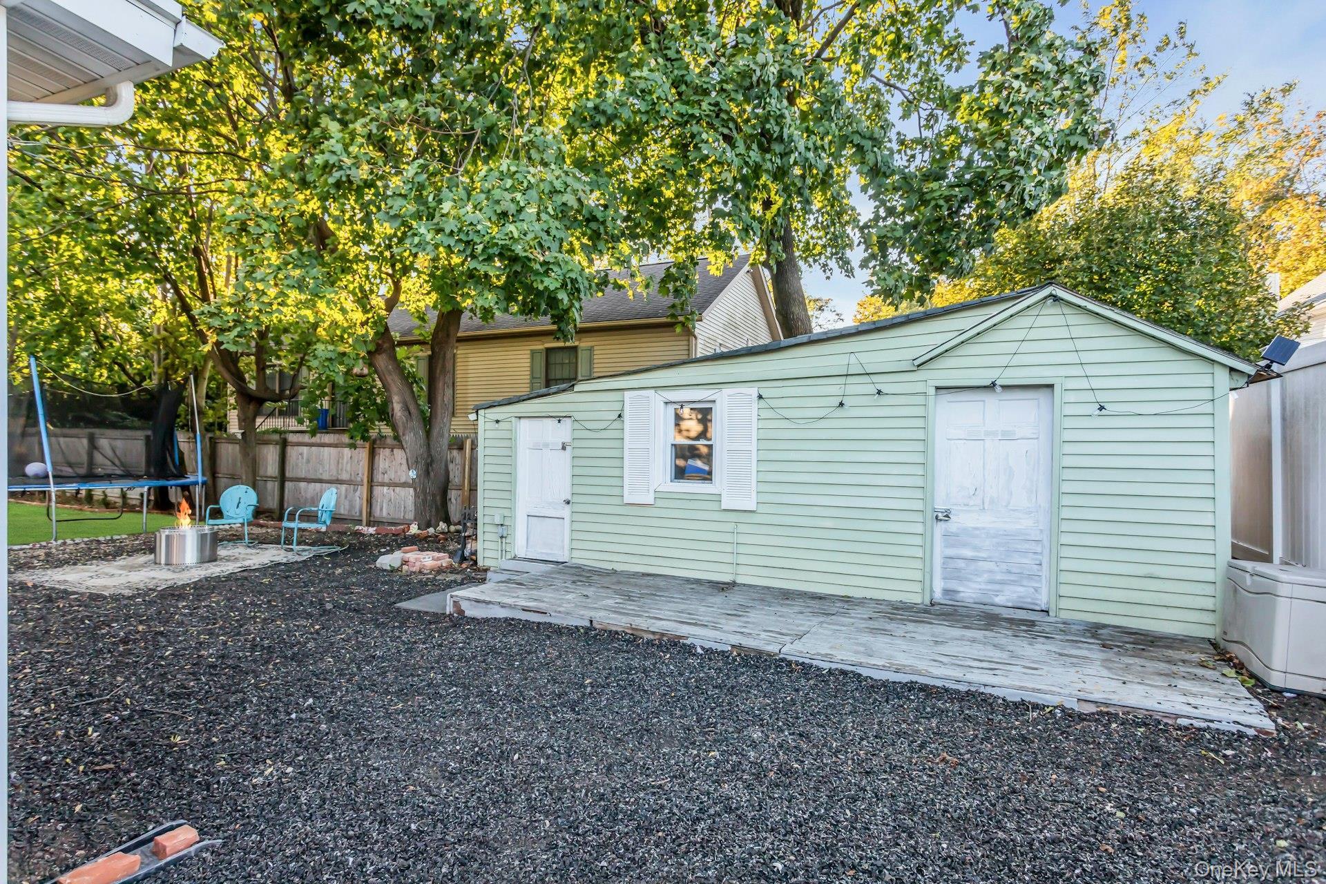 Single Family Franklin  Nassau County, NY 11709, MLS-924335-27