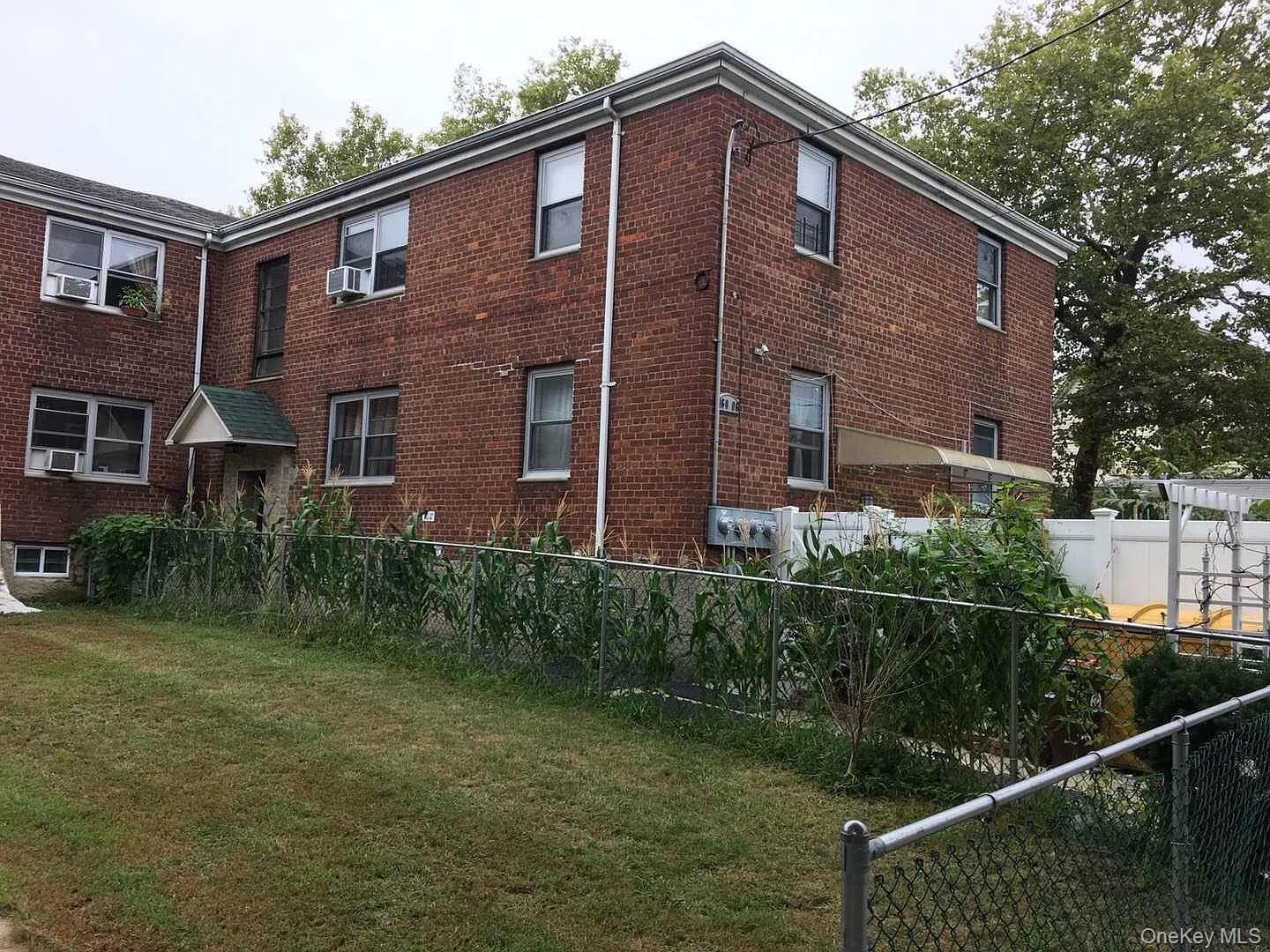 Single Family 75th Rd Fesh Meadow  Queens, NY 11366, MLS-924346-2