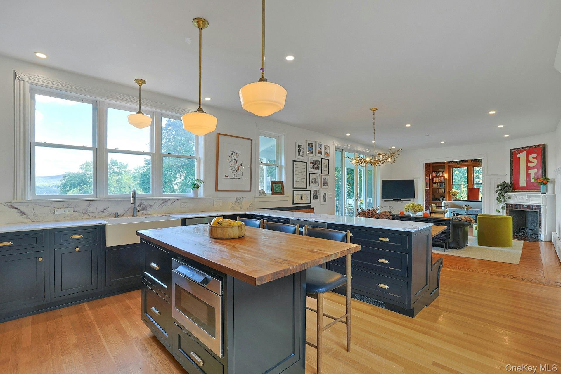 Single Family Grand Orange County, NY 12550, MLS-924370-14