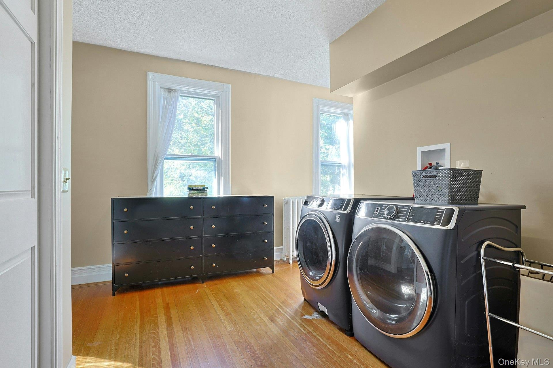 Single Family Grand Orange County, NY 12550, MLS-924370-21