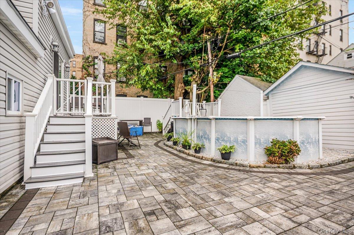 Single Family Mahan Bronx, NY 10461, MLS-924403-12